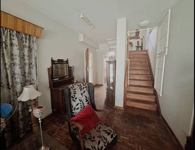 4 BEDROOM FREESTANDING FOR SALE IN TRIM PARK